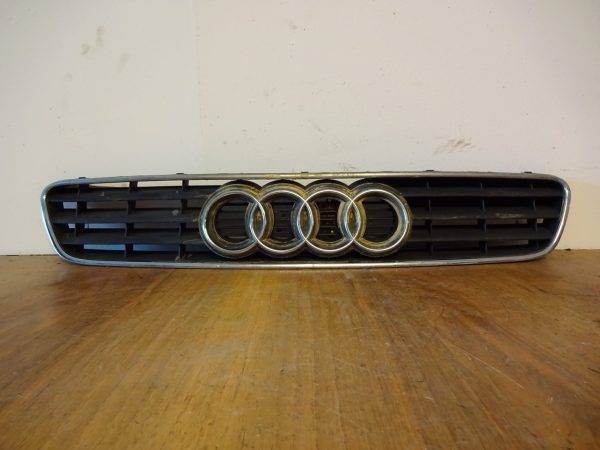 Kühlergrill Audi A3 8L0807683