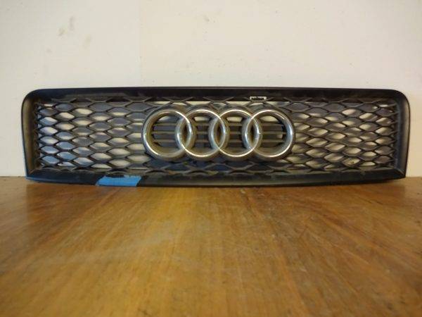 Kühlergrill Audi A6 4B3853651G