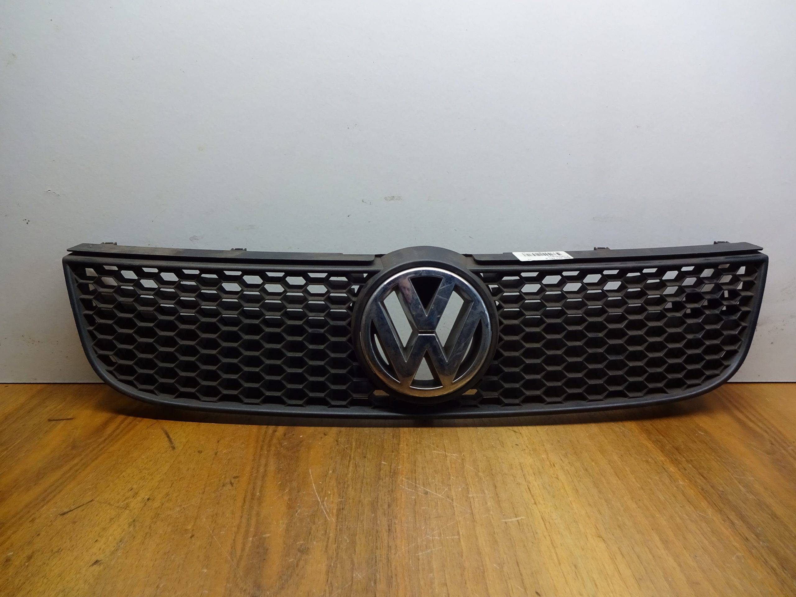 Frontgrill Kühlergrill Grill Kühler vorne Front 6Q0853651C VW Polo 9N 01-05  gebraucht