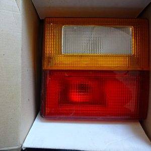 Rücklicht Audi 80 B2 Rechts Innen Vgl.nr.: 811945093 Neu