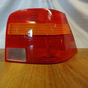 Neu Original Valeo Rücklicht VW Golf 4 Rechts 1J6945096Q ohne Lampenträger