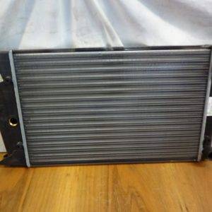 Wasserkühler Vw Golf1 Vgl.nr.: 171121253G Neu Valeo