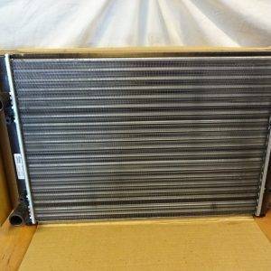 Wasserkühler Vw Passat B3/B4 Vgl.nr.: 3A0121253AA Neu