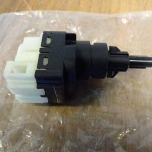 Neu Original Bremslichtschalter Audi A3 8P , Vw Golf 5  1K2945511