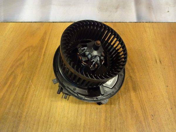Innenraumgebläsemotor Vw Golf7  5Q1819021B