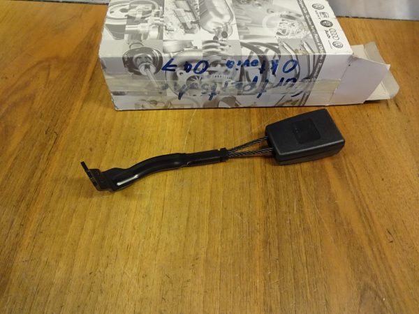 Neu Original Gurtschloss Skoda Octavia 1Z Vorne Rechts 1Z1858472C