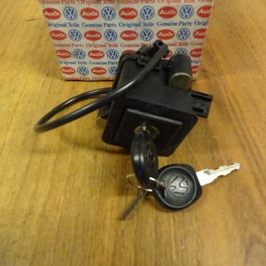Neu Original Heckklappenschloss Vw Passat B4  357827571F