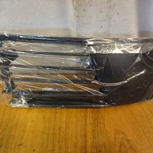 Neu Original VW Gitter für Stoßstange Seat Ibiza 6L rechts außen 6L0853666K