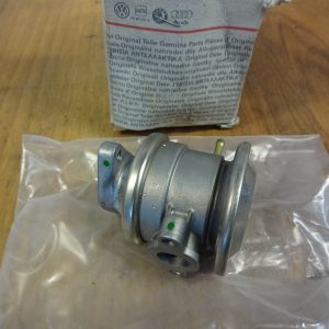 Neu Original Ventil Sekundärluftpumpsystem Vw Passat B5 3B  078131102L