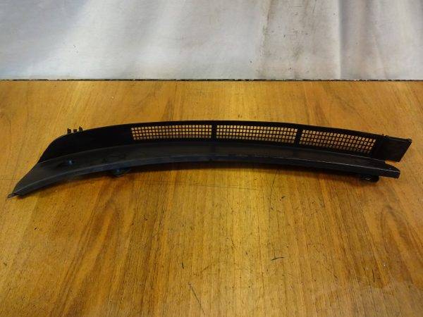 Wasserabweiser Audi 80 B4 Links 893819403