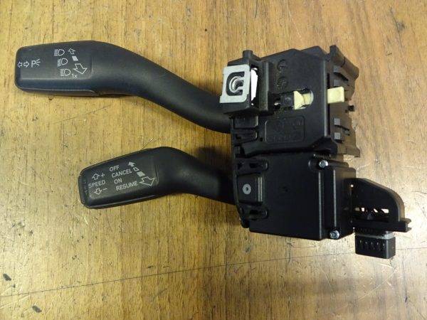 Lenkstockschalter Audi A3 8P Links 8P0953513F
