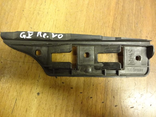 Halter Vw Golf 5 Rechts Vorne 1K0807184