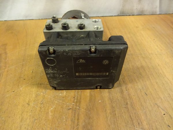 ABS - Einheit Vw Golf 4  1J0907379 / 1J0614117A