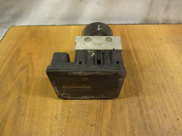 ABS - Einheit Seat Leon 1M  1C0907379C / 1J0614117E