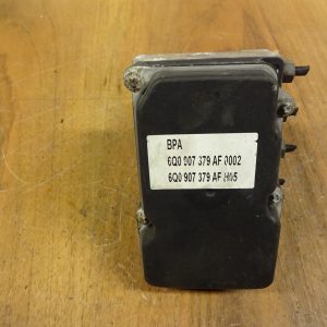 ABS - Einheit Vw Polo 9N,9N2  6Q0907379AF / 6Q0614117S