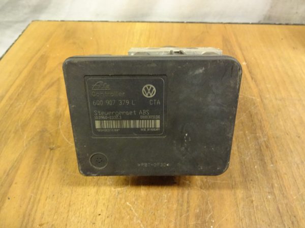 ABS - Einheit Vw Polo 9N  6Q0907379L / 6Q0614117H