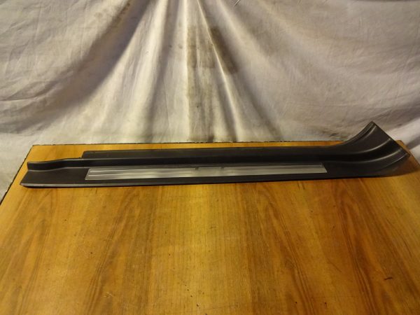 Einstiegsleiste Audi TT 8N Links 8N0853491E