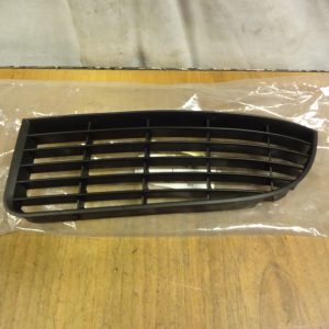 Gitter in Stoßstange Audi 80 Cabrio Links 8G0807681 Neu Original