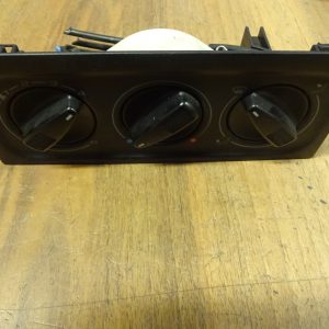 Heizungsregler Vw Golf 3  1H0819045/A  /  1H0820045 mit Blende