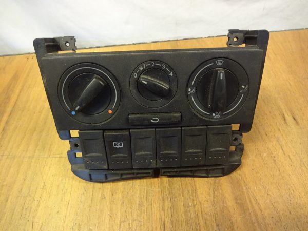 Heizungsregler Vw Golf 4 1J0819045F mit Blende und Schalterleiste