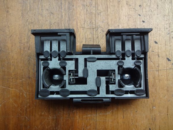 Lampenträger Rücklicht Vw Passat B3 Kombi Innen 333945259