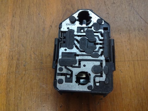 Lampenträger Rücklicht Vw Vento Aussen 1H5945257