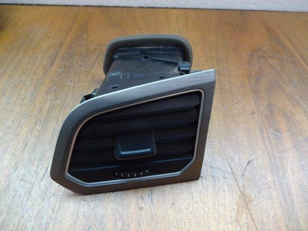 Luftdüse Vw Golf 7 Sportsvan Links 517819703A