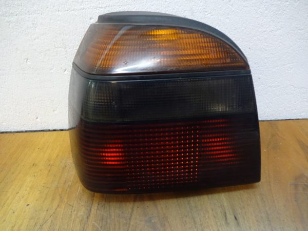 Rücklicht Vw Golf 3 Links 1H6945111B leicht beschädigt