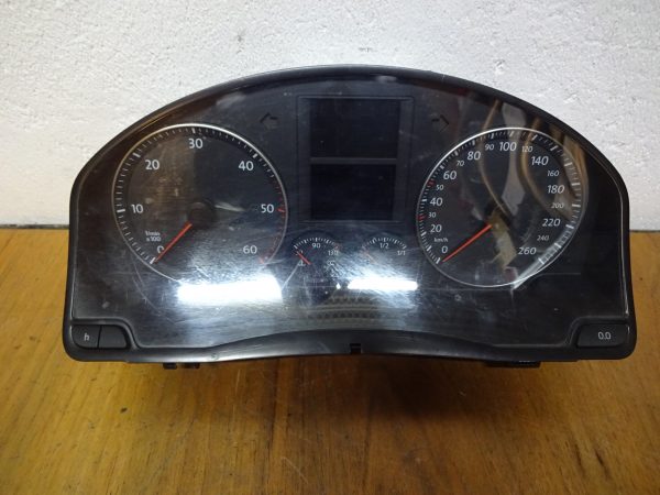 Kombiinstrument Vw Golf 5  1K0920861B Laschen beschädigt