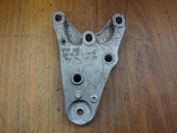 Motorhalter  6Q0199185S