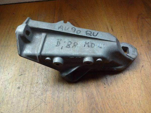 Motorhalter Audi 90  893199307A