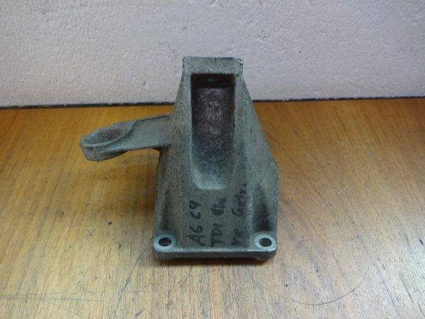 Getriebehalter Audi A6 C4 Rechts 4A0399114G