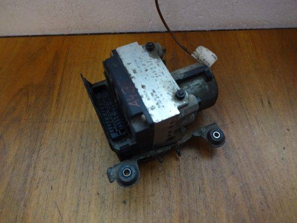 ABS - Einheit Audi A4 B5  8D0614111