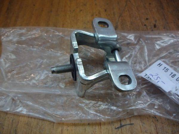 Neu Original Heckklappenscharnier VW  Golf 7  5G6827301