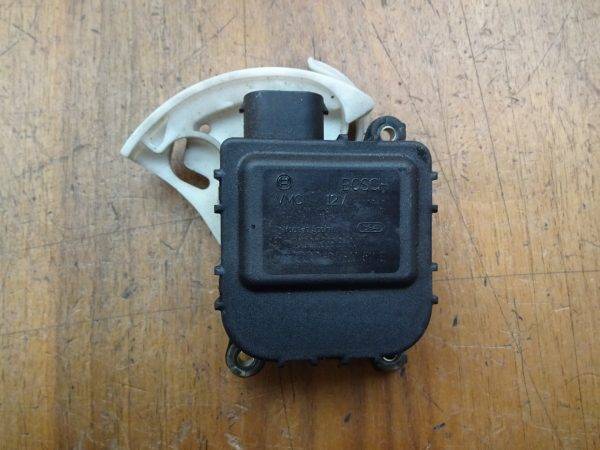 Stellmotor Klima 8D1820511E