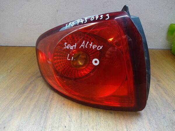 Rücklicht Seat Altea Links 5P0945095J Ohne Lampenträger