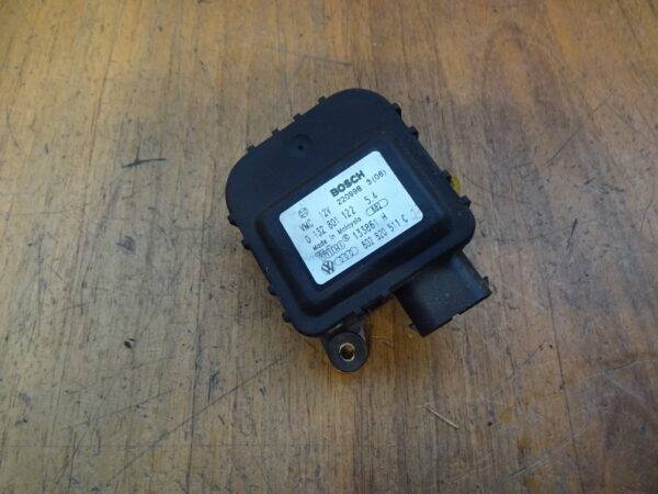 Stellmotor Klima 8D2820511C
