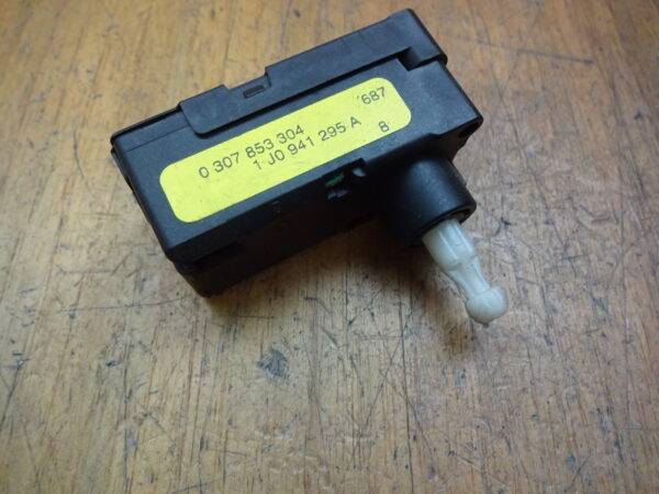 Stellmotor LWR 1J0941295A
