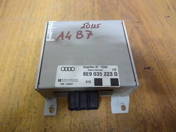 Verstärker Audi A4 B7  8E9035223D