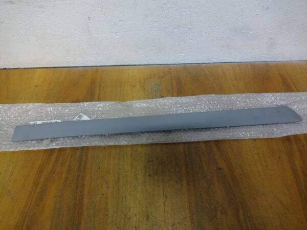 Neu Original VW Zierleiste Audi A3 8P rechts hinten  8P 8P4853964B GRU grundiert