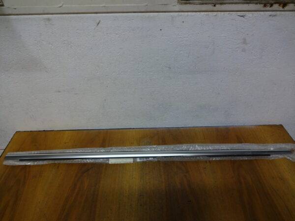 Neu Original VW Fensterschachtleiste VW Sharan 7N0843469C