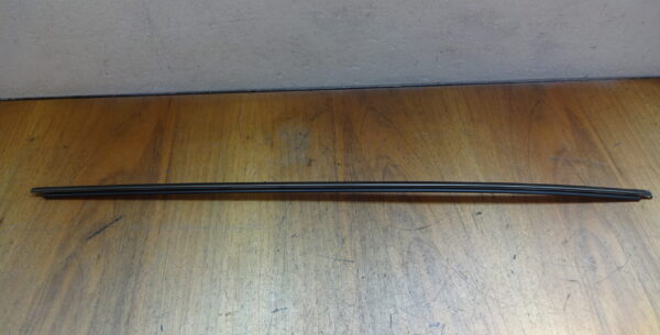 Neu Original VW Zierleiste Fensterschacht links außen 323853767F (4türer)