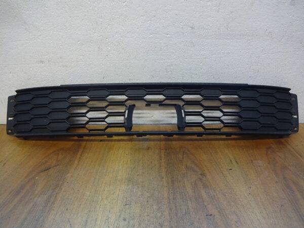 Gitter in Stoßstange Skoda Fabia Mitte 6V0853677G