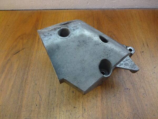 Motorhalter  045199207H