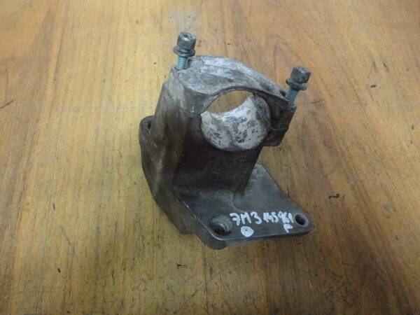 Motorhalter  7M3145961F