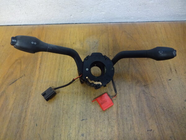 Lenkstockschalter Vw Lupo 3L  6N0953503AC Steckergehäuse gebrochen