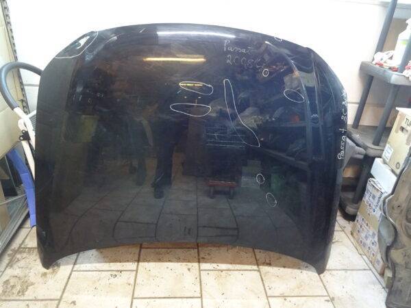 Motorhaube Vw Passat B6  3C0823031C beschädigt