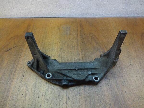 Getriebehalter Audi 035199307E