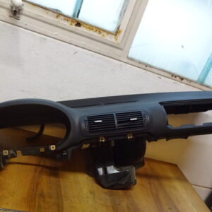 Armaturenbrett A3 8L  8L1857041