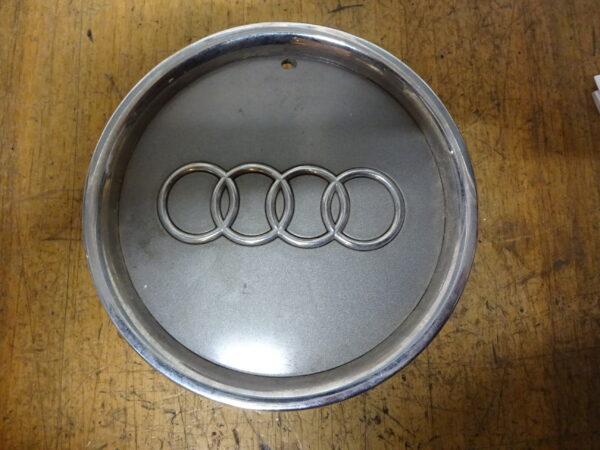 Felgendeckel 8L0601165A